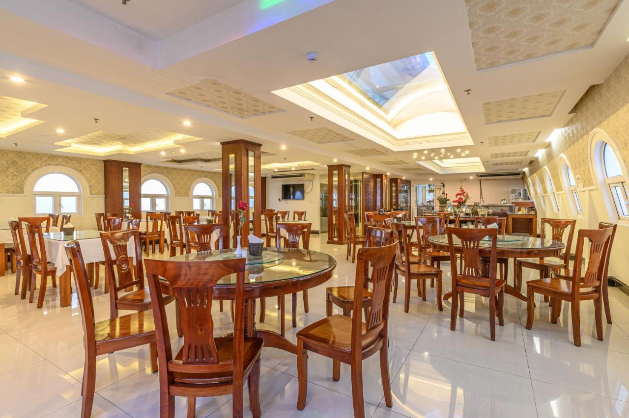 Golden Sun Hotel Danang Buitenkant foto
