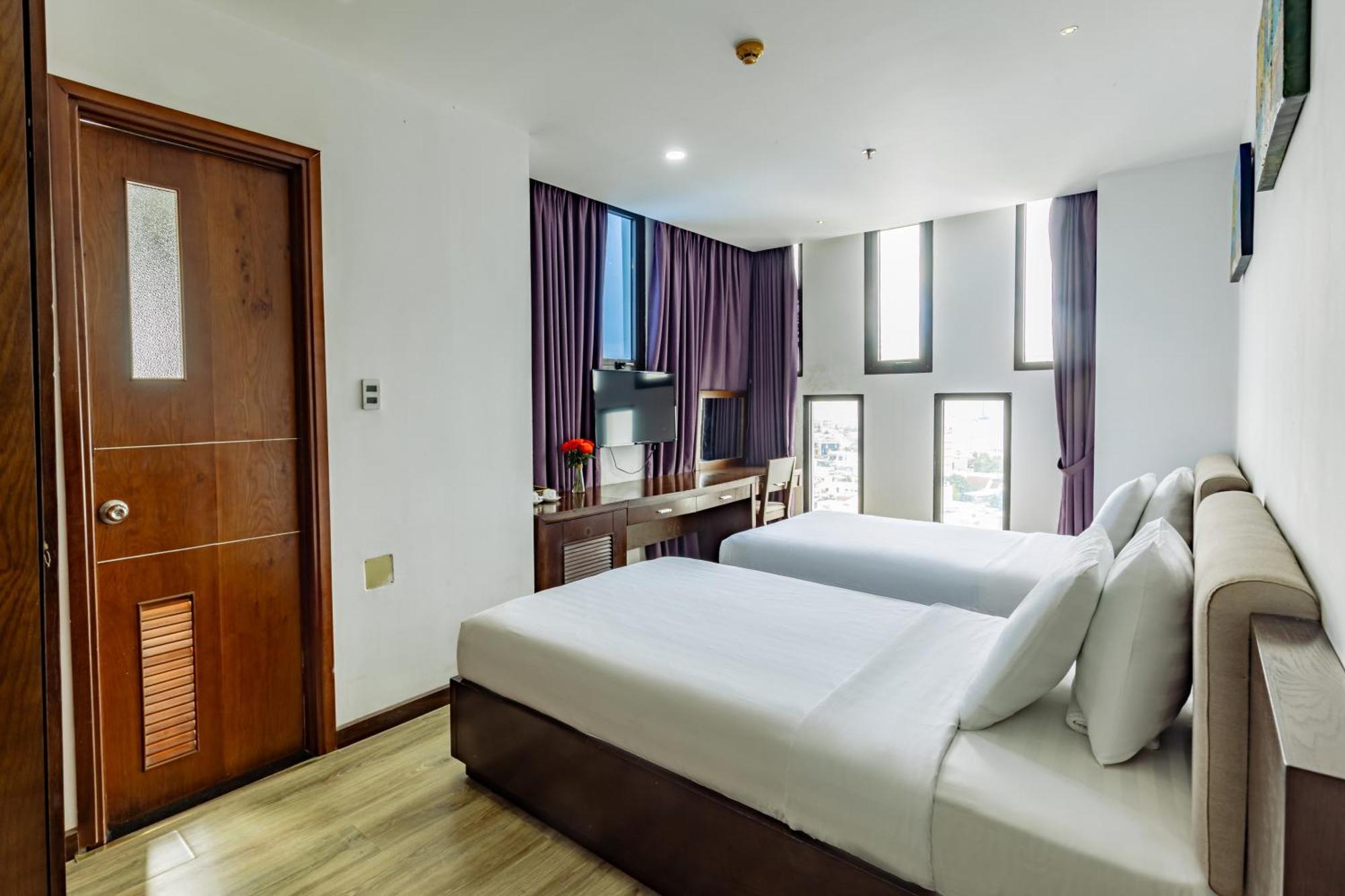 Golden Sun Hotel Danang Buitenkant foto