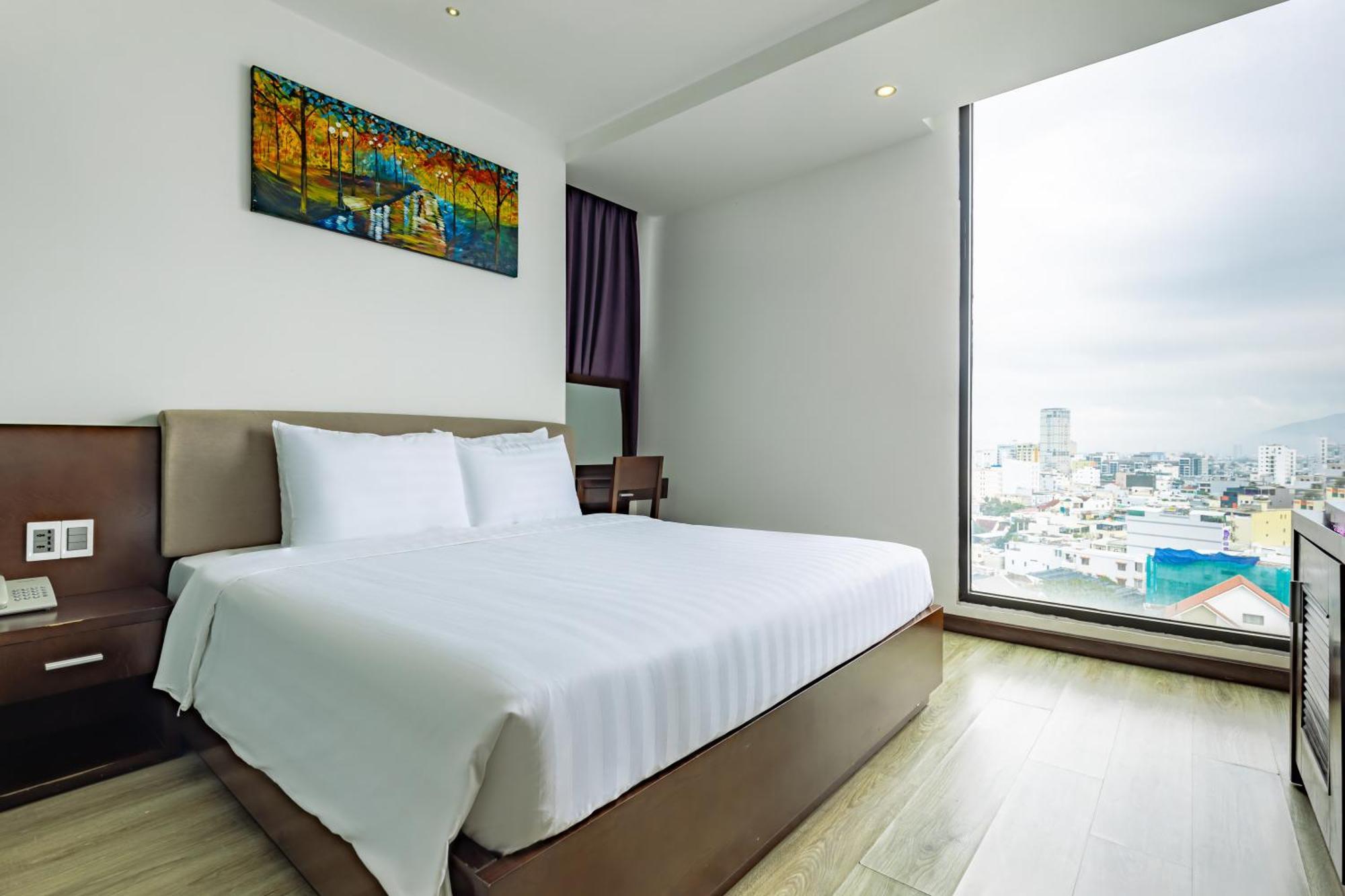 Golden Sun Hotel Danang Buitenkant foto